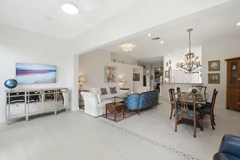 740 Pinehurst Way Palm Beach Gardens FL 33418