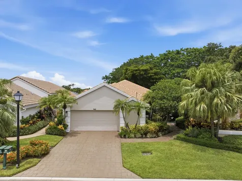 740 Pinehurst Way Palm Beach Gardens FL 33418