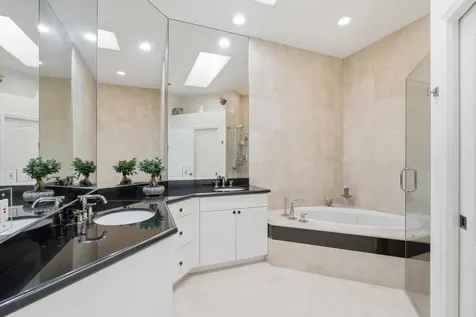 740 Pinehurst Way Palm Beach Gardens FL 33418