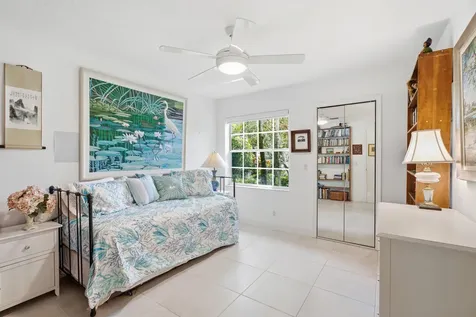 740 Pinehurst Way Palm Beach Gardens FL 33418