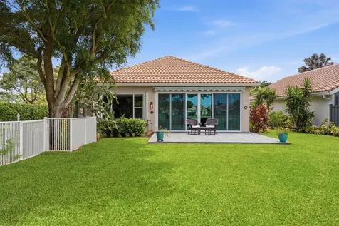 740 Pinehurst Way Palm Beach Gardens FL 33418