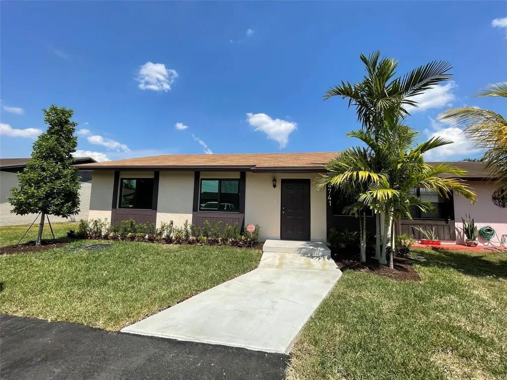 4741 SW 135th Place Miami FL 33175
