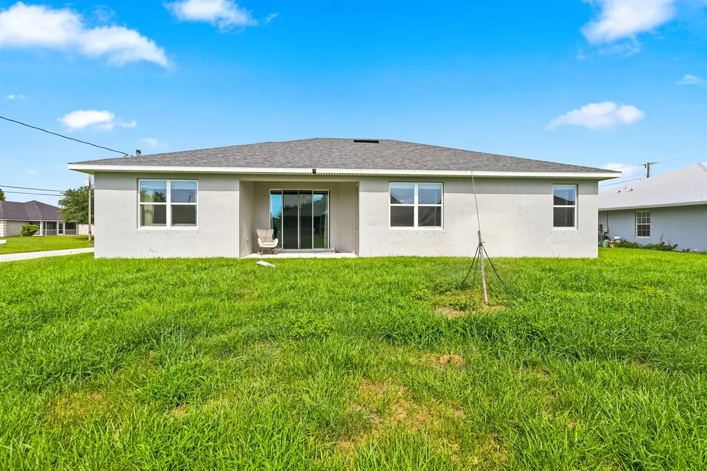 4671 SW Albacore Street Port St Lucie FL 34953