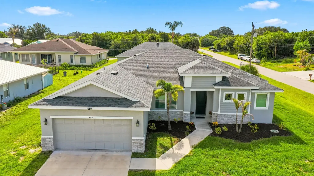 4671 SW Albacore Street Port St Lucie FL 34953