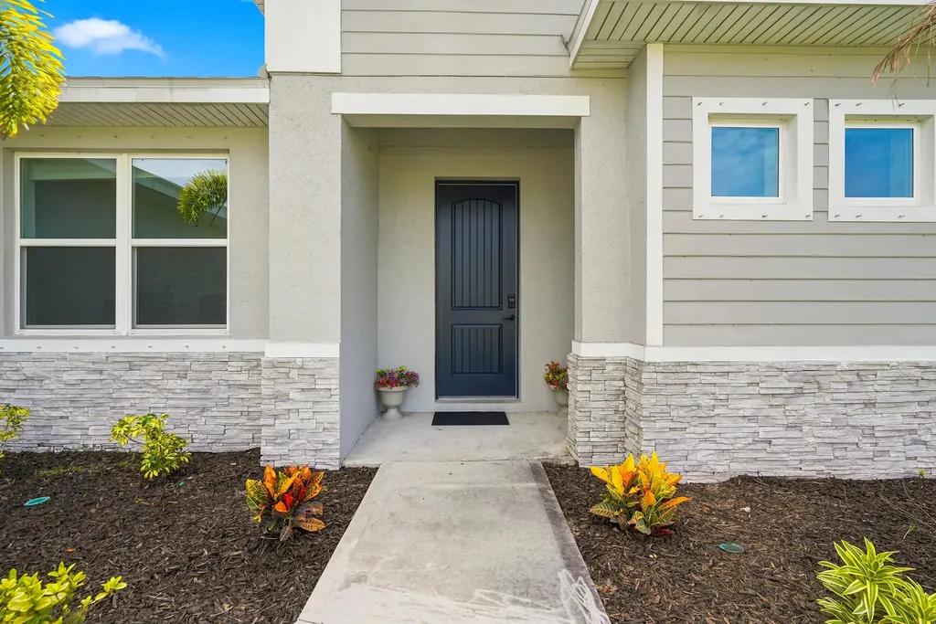 4671 SW Albacore Street Port St Lucie FL 34953
