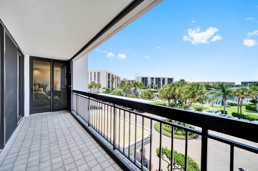 2697 N Ocean Boulevard Boca Raton FL 33431