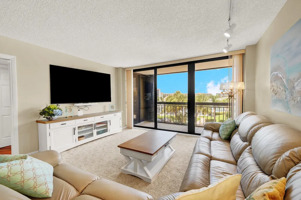 2697 N Ocean Boulevard Boca Raton FL 33431