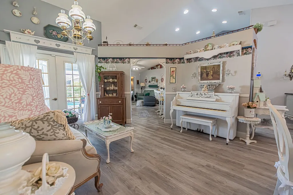 2309 SW Fern Circle Port St Lucie FL 34953