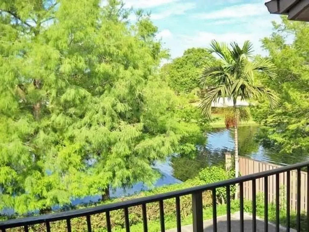 1741 NW 104th Avenue Plantation FL 33322