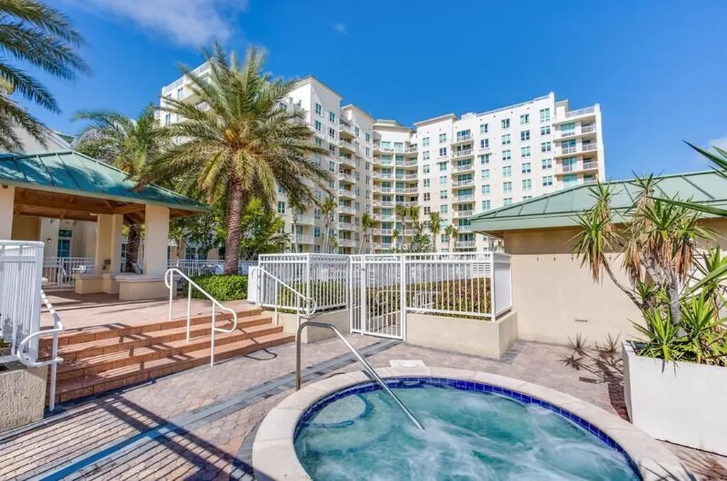 350 N Federal Highway Boynton Beach FL 33435