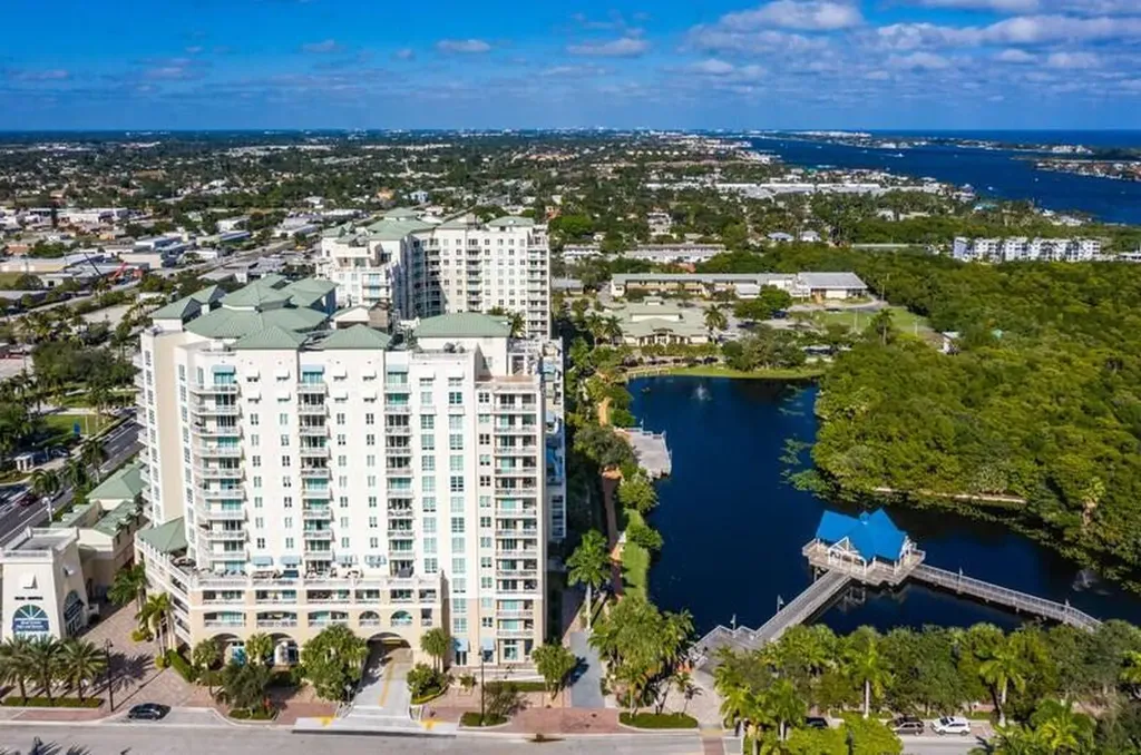 350 N Federal Highway Boynton Beach FL 33435