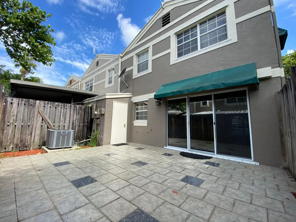 12366 SW 51st Place Cooper City FL 33330