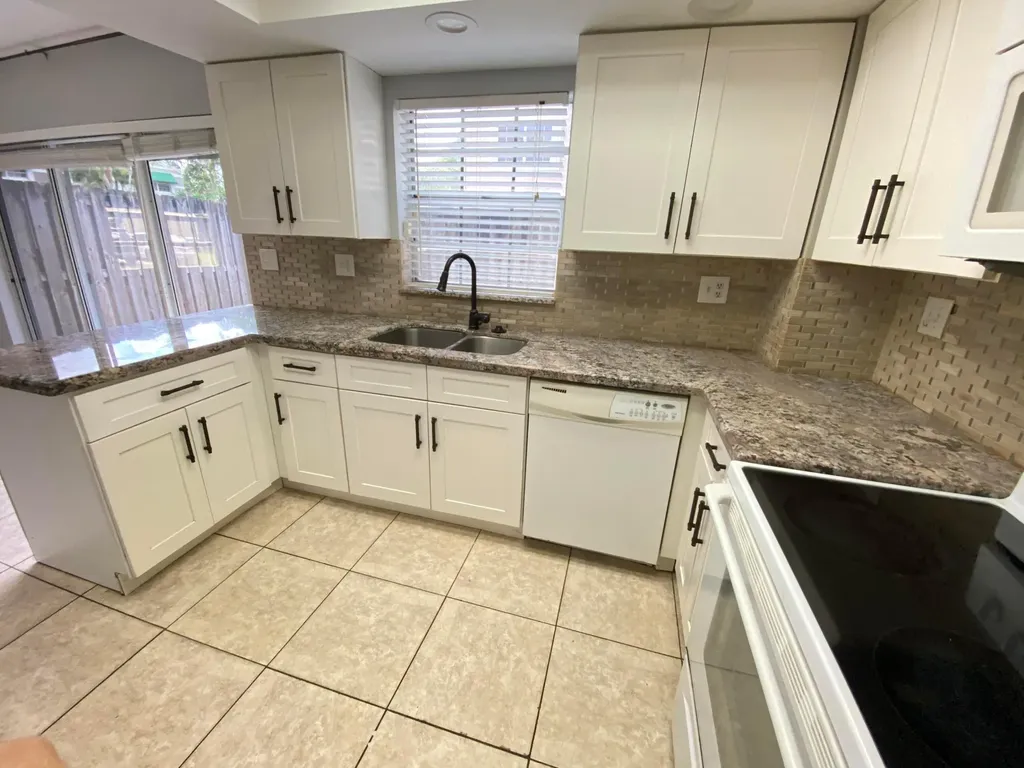 12366 SW 51st Place Cooper City FL 33330