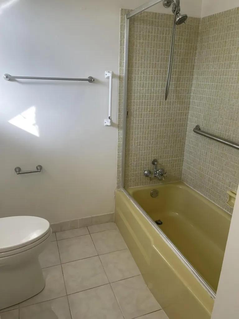 2676 Dudley Drive E West Palm Beach FL 33415