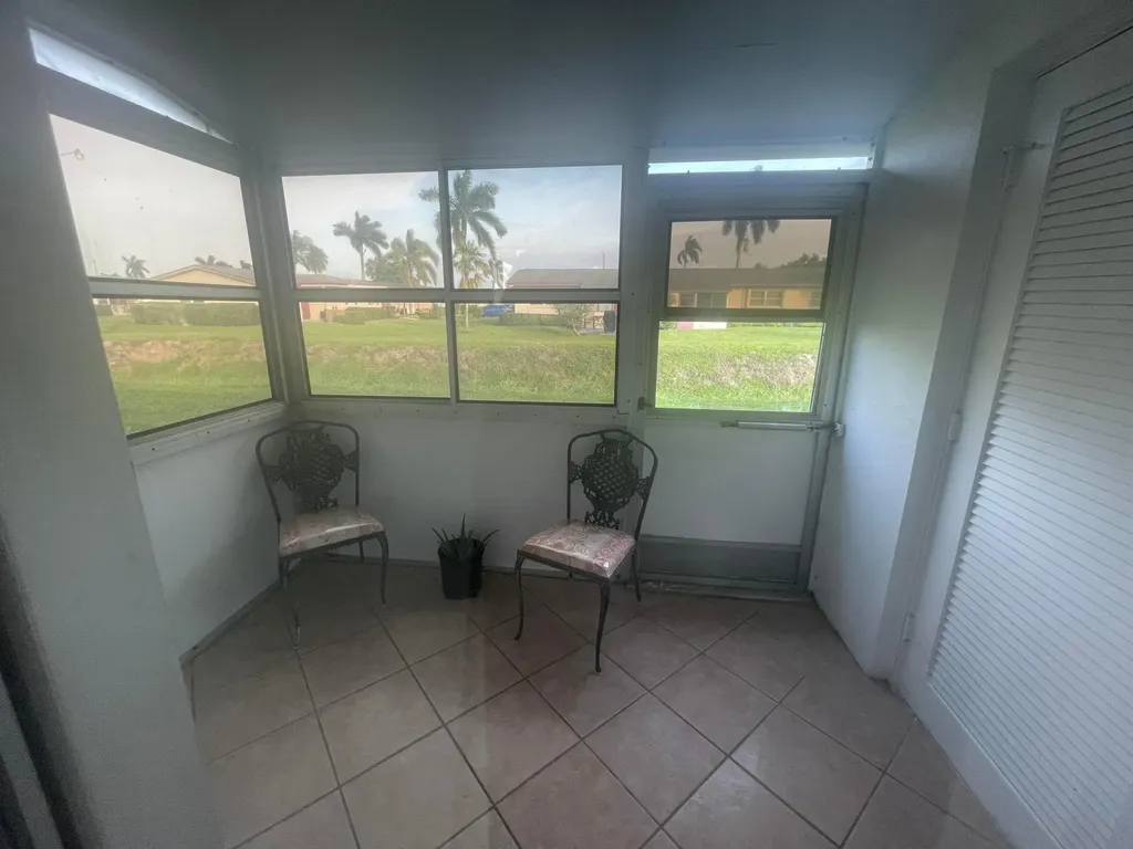 2676 Dudley Drive E West Palm Beach FL 33415