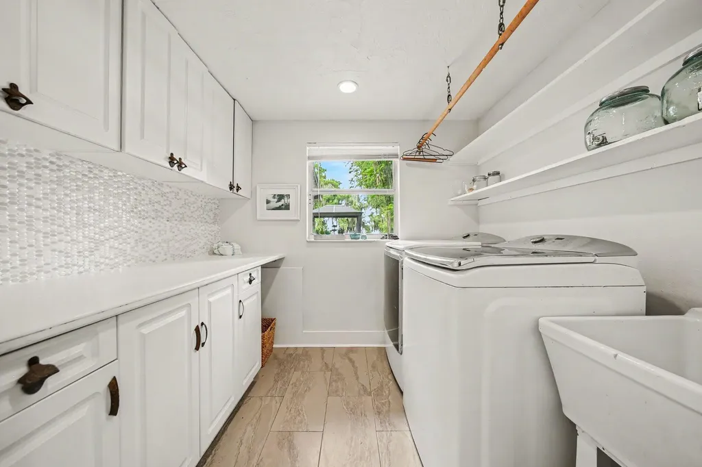 30139 Johnsons Point Road Leesburg FL 34748
