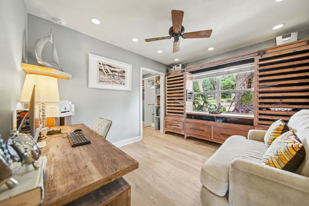 30139 Johnsons Point Road Leesburg FL 34748