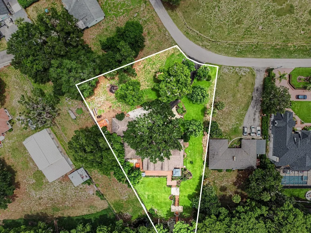 30139 Johnsons Point Road Leesburg FL 34748