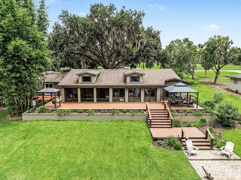 30139 Johnsons Point Road Leesburg FL 34748