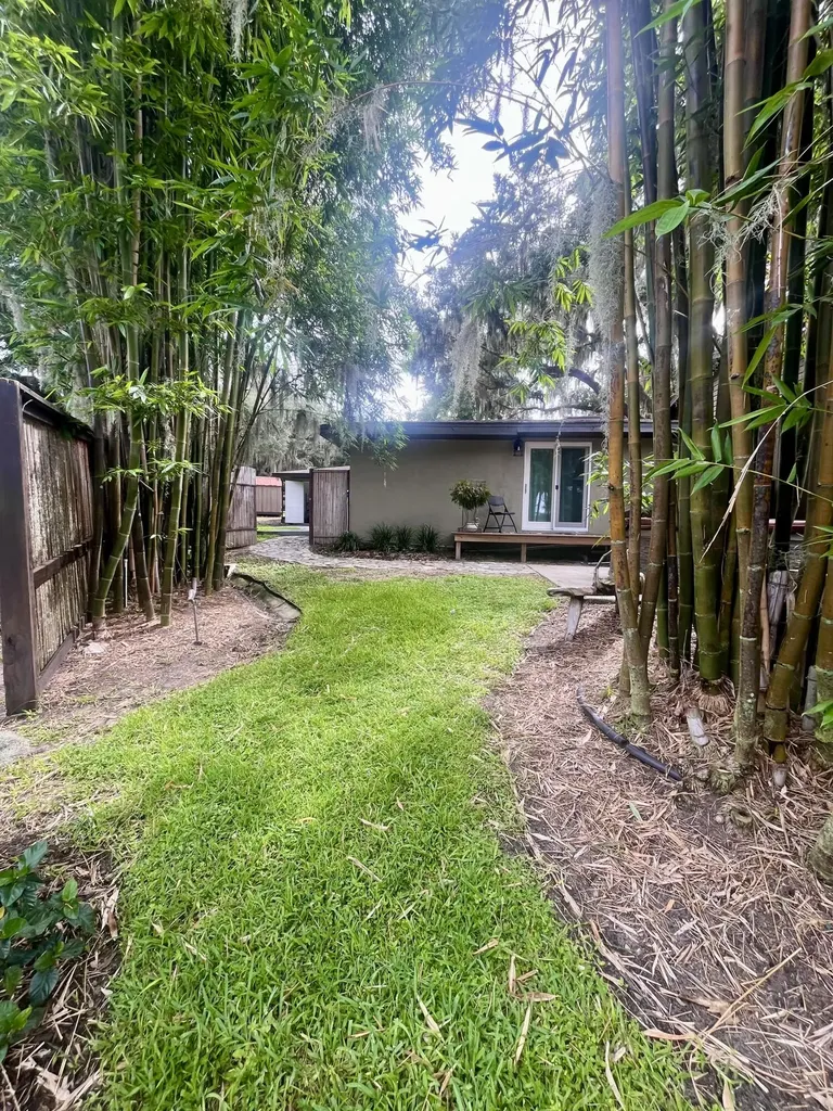 30139 Johnsons Point Road Leesburg FL 34748