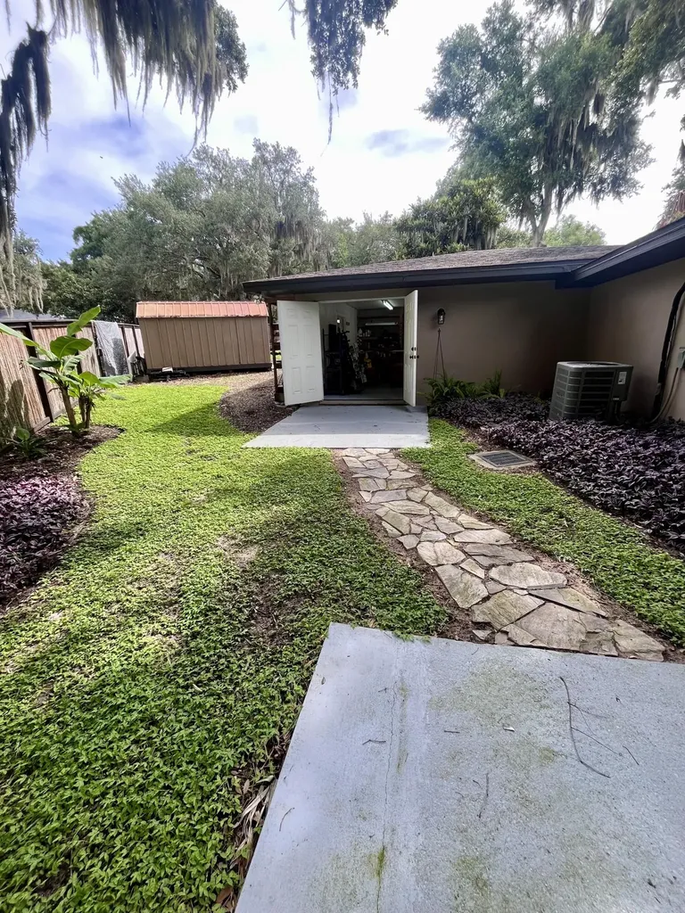30139 Johnsons Point Road Leesburg FL 34748