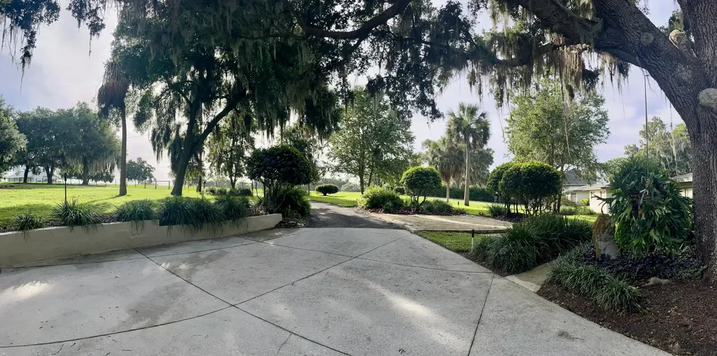 30139 Johnsons Point Road Leesburg FL 34748