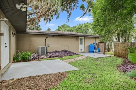 30139 Johnsons Point Road Leesburg FL 34748