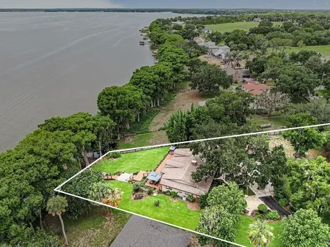 30139 Johnsons Point Road Leesburg FL 34748
