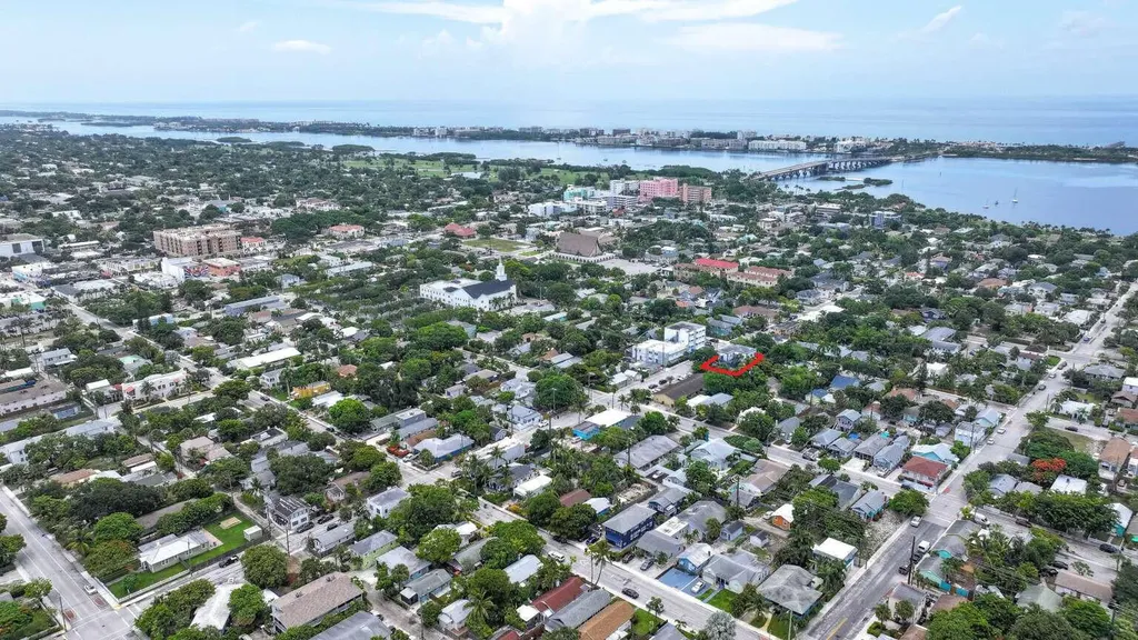 301 S M Street Lake Worth Beach FL 33460
