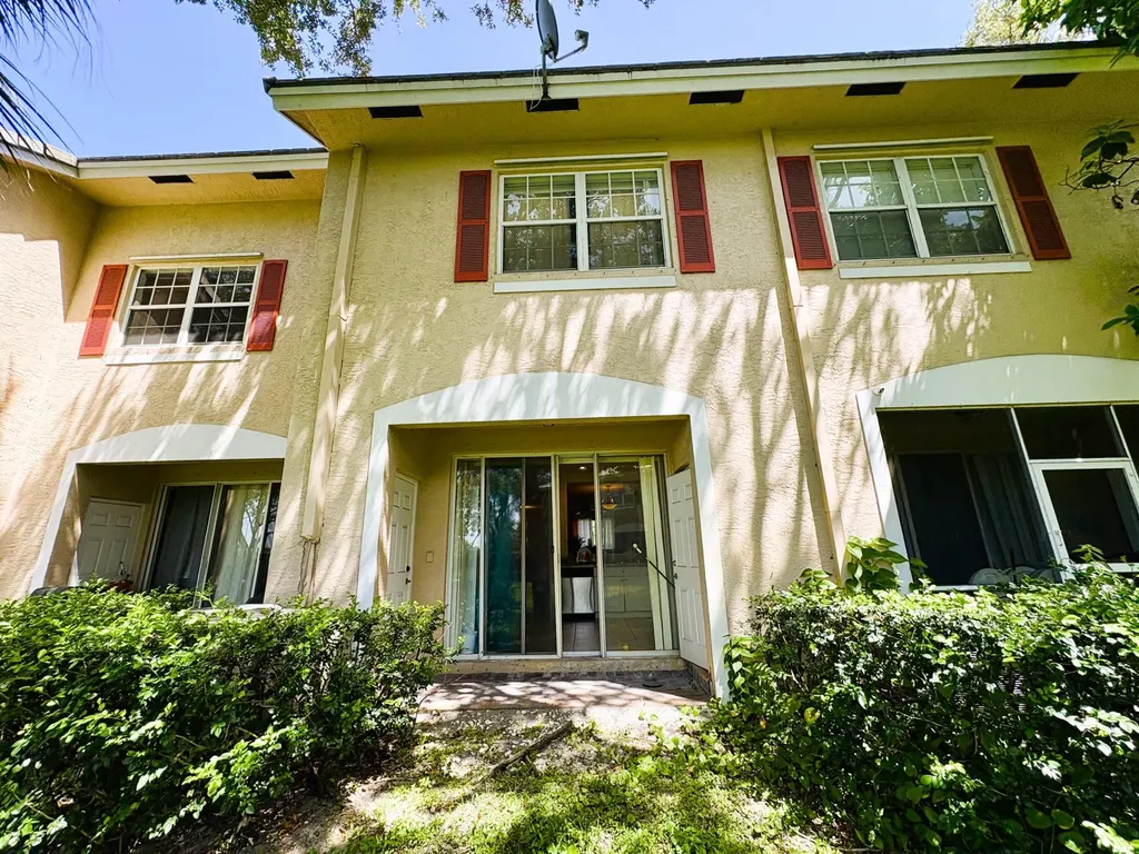 721 NW 42nd Avenue Plantation FL 33317