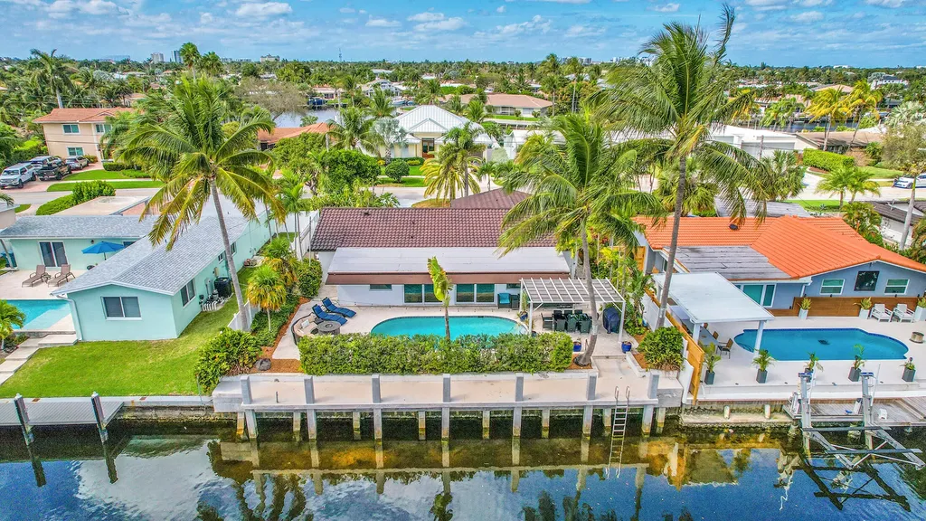1080 SE 9th Avenue Pompano Beach FL 33060