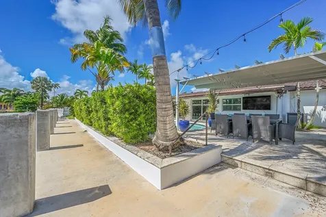 1080 SE 9th Avenue Pompano Beach FL 33060
