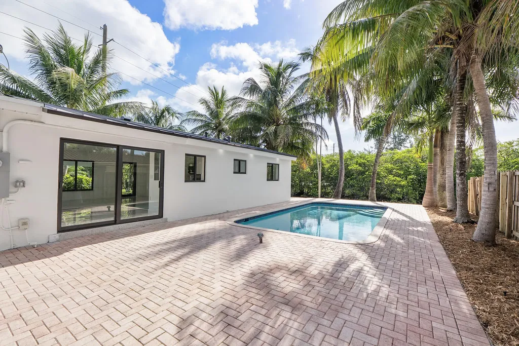 3030 Arthur Street Hollywood FL 33021