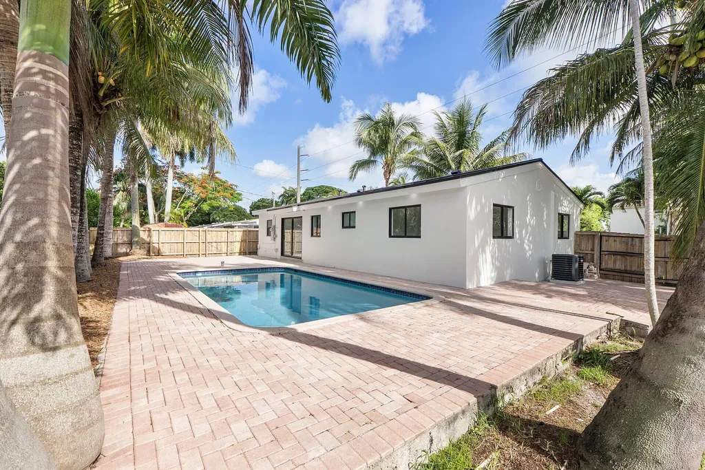 3030 Arthur Street Hollywood FL 33021
