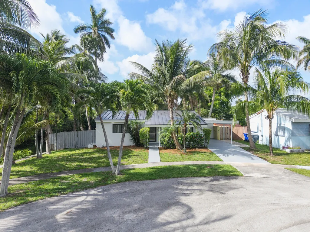 3030 Arthur Street Hollywood FL 33021