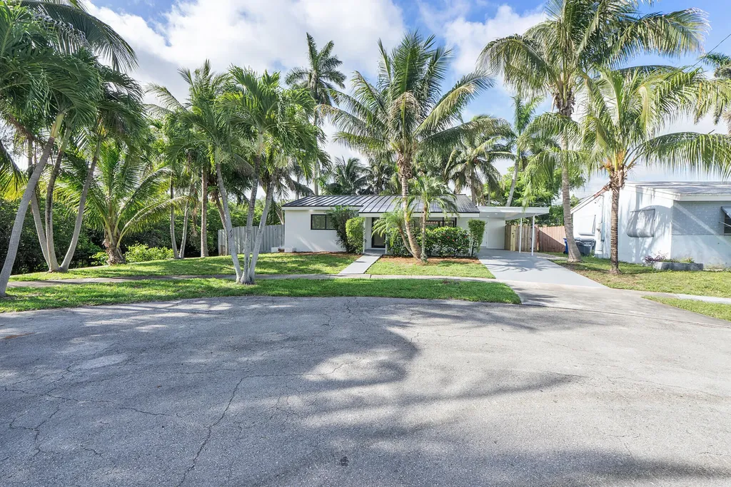 3030 Arthur Street Hollywood FL 33021