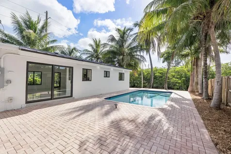 3030 Arthur Street Hollywood FL 33021