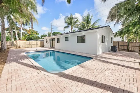 3030 Arthur Street Hollywood FL 33021