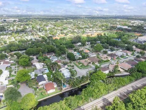 3030 Arthur Street Hollywood FL 33021