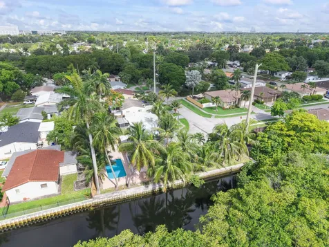 3030 Arthur Street Hollywood FL 33021