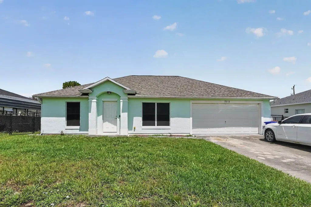 7816 100th Avenue Vero Beach FL 32967