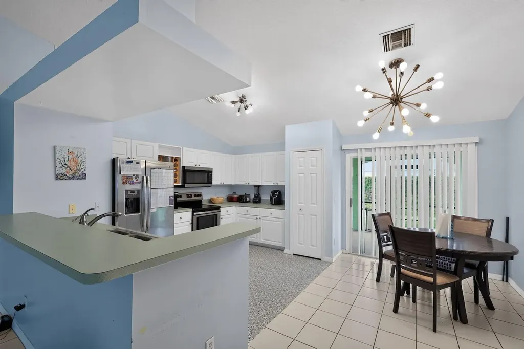 7816 100th Avenue Vero Beach FL 32967
