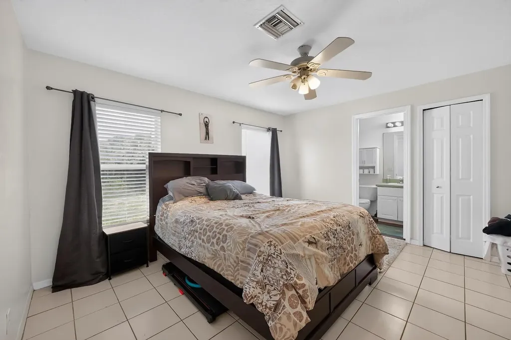 7816 100th Avenue Vero Beach FL 32967