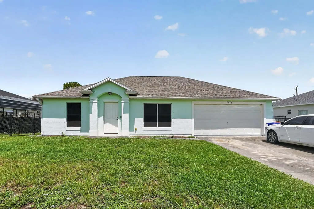 7816 100th Avenue Vero Beach FL 32967