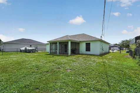 7816 100th Avenue Vero Beach FL 32967