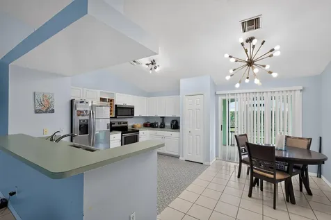 7816 100th Avenue Vero Beach FL 32967