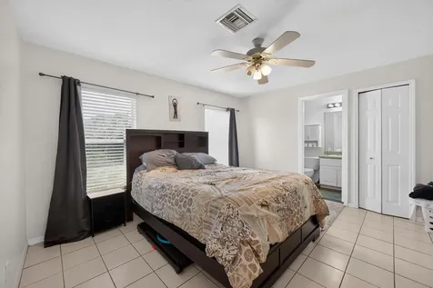 7816 100th Avenue Vero Beach FL 32967