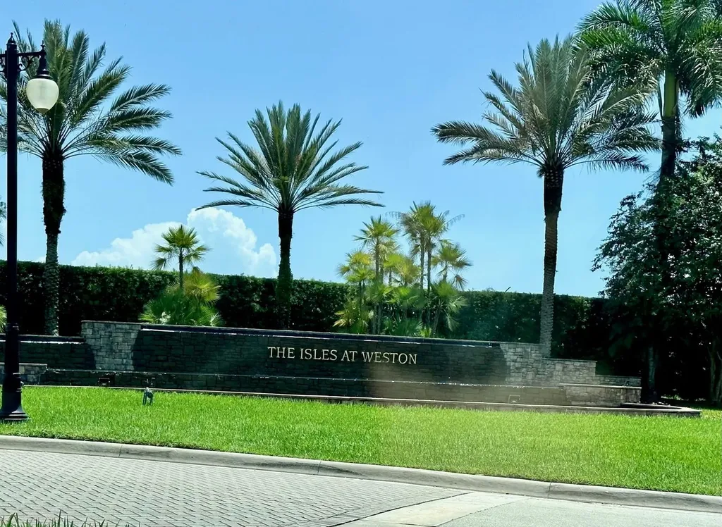 4109 W Whitewater Avenue Weston FL 33332