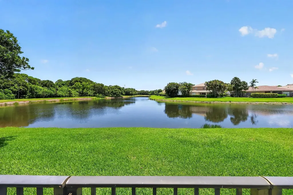 143 Isle Verde Way Palm Beach Gardens FL 33418