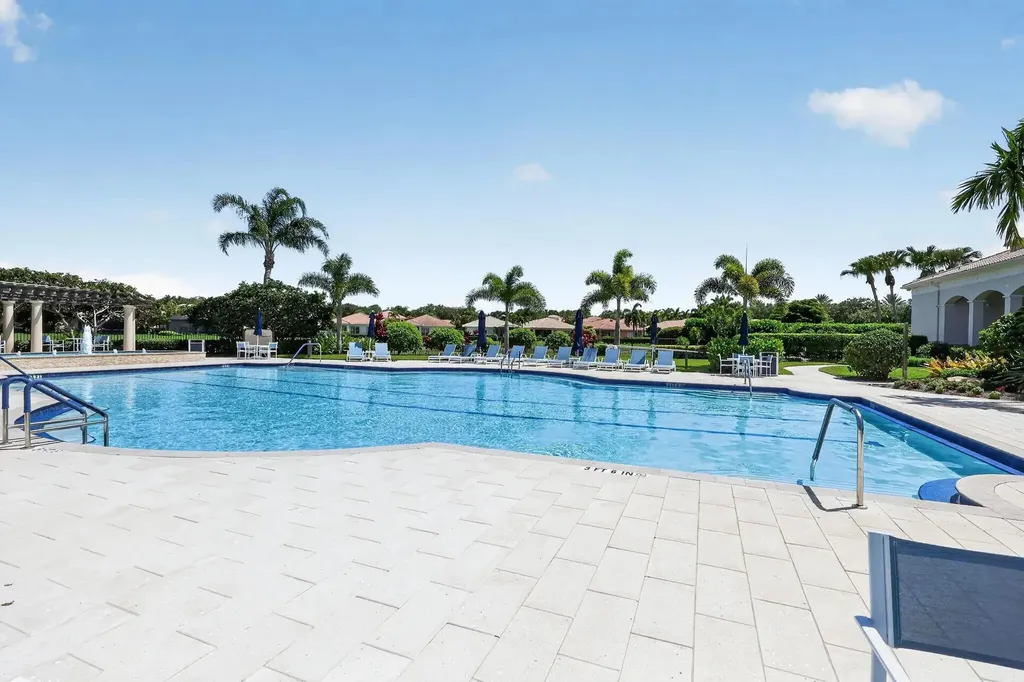 143 Isle Verde Way Palm Beach Gardens FL 33418